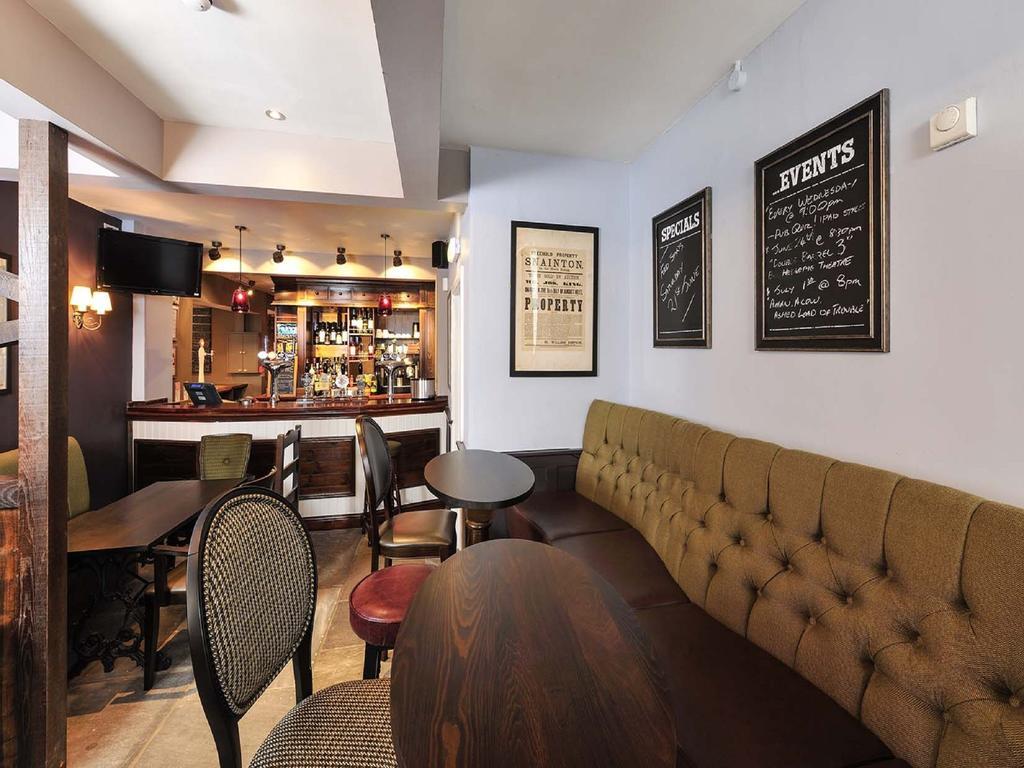 Bed and Breakfast The Gillygate Pub Йорк Экстерьер фото
